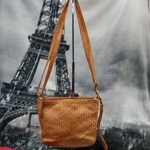 Elegant Tan Crossbody Bag